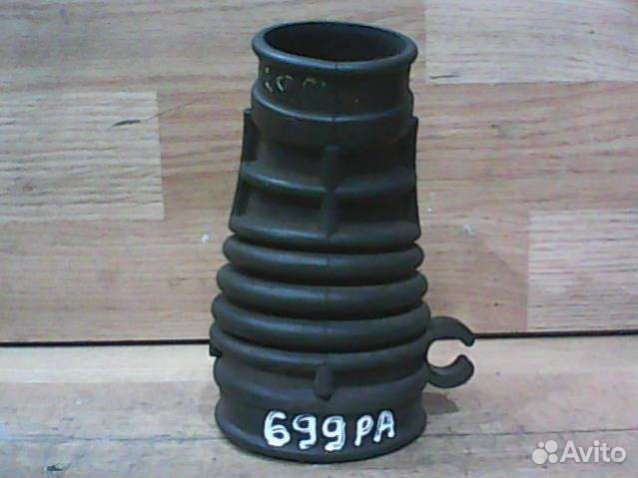 Патрубок воздушного фильтра Opel Omega - B (1994-1