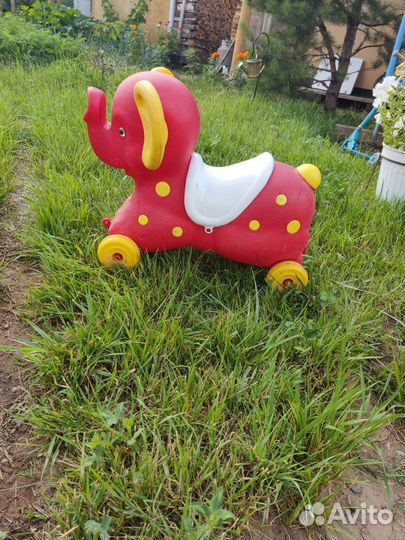 Слон- каталка, качалка