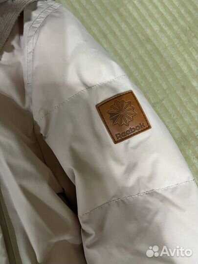 Пуховик женский Reebok розовый