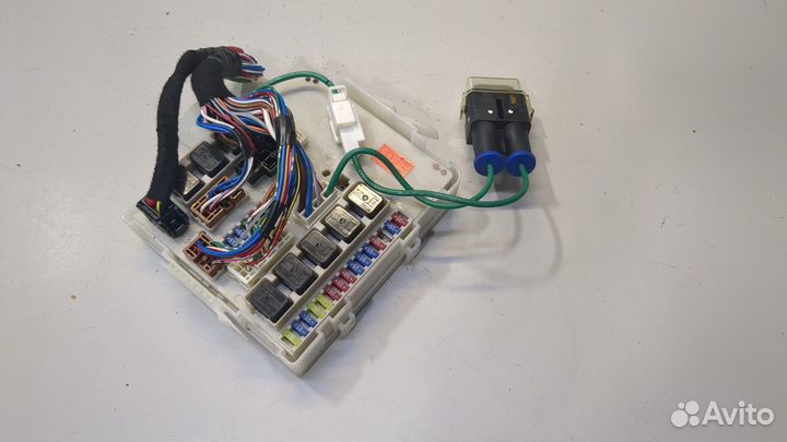 Блок предохранителей Infiniti QX56, 2008