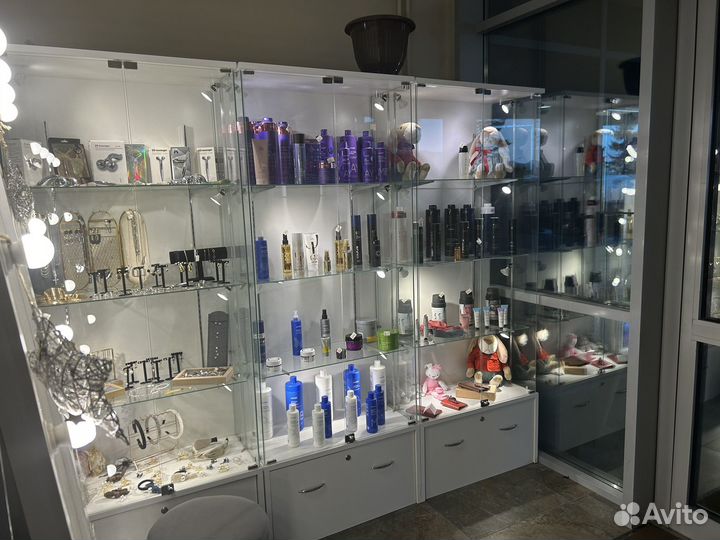 Мебель и оборудование для салона красоты бу