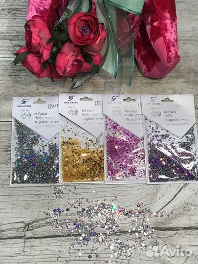 Стразы стекло Сваровски в ассортименте