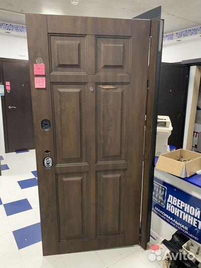 Дверь входная 49 дк Рим О 960х2050 Орех/Софт снег