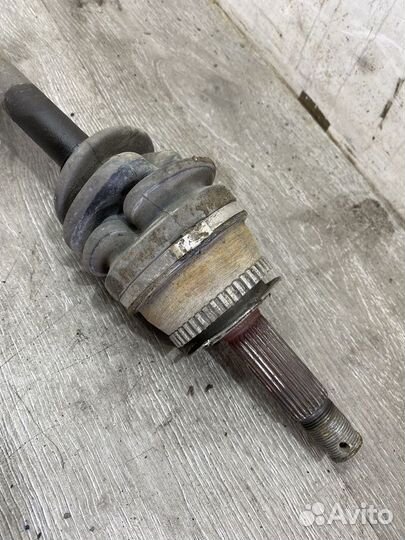 Привод передний правый Hyundai Elantra