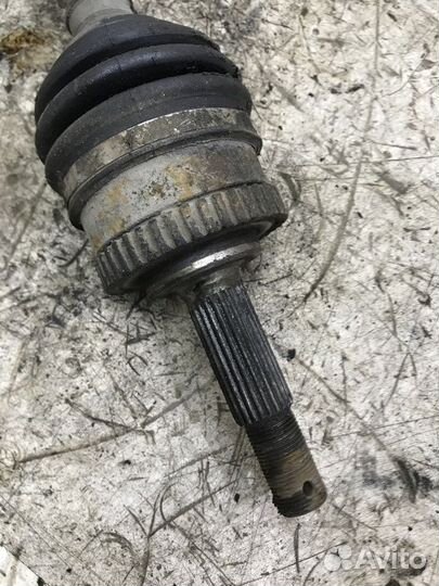 Привод передний правый Nissan March