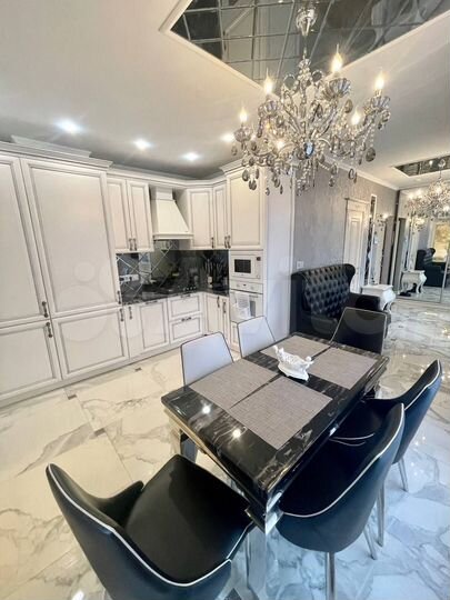 2-к. квартира, 45 м², 2/4 эт.