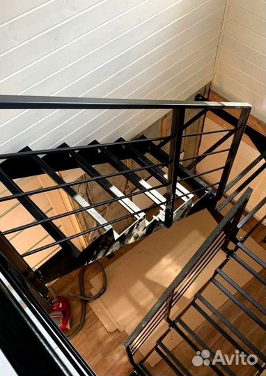Лестничный каркас под ключ