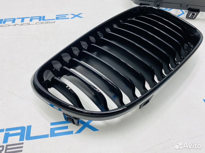 Решетка радиатора E81 E82 E87 E88 рест, глянец