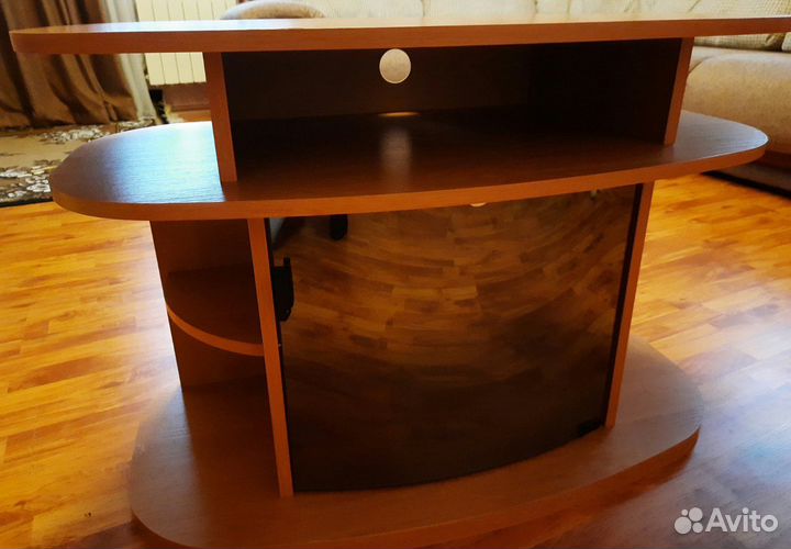 Тумба под телевизор
