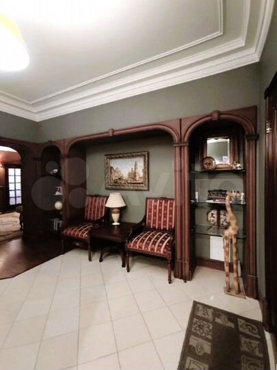 5-к. квартира, 163 м², 4/5 эт.