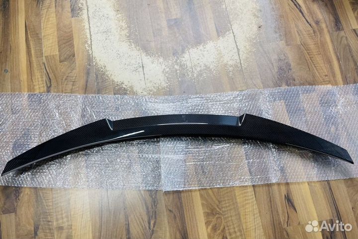 Спойлео для BMW E92 M4 карбон