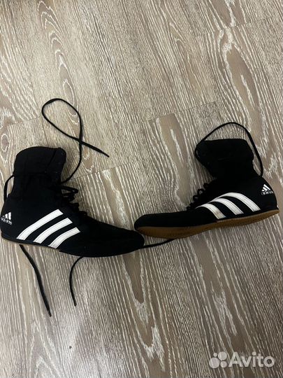 Боксерки adidas box hog 2