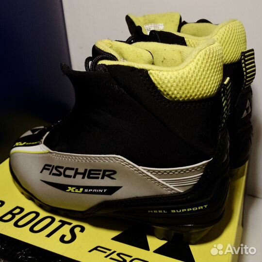 Лыжные ботинки fischer 32