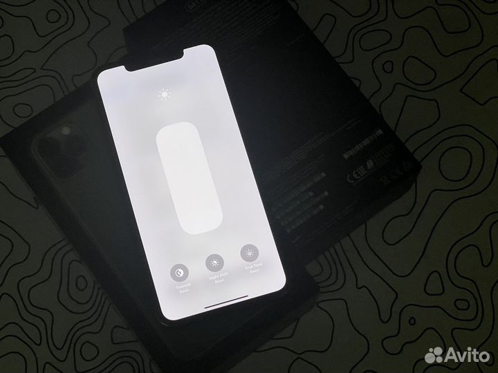 iPhone 11 Pro Max, 64 ГБ