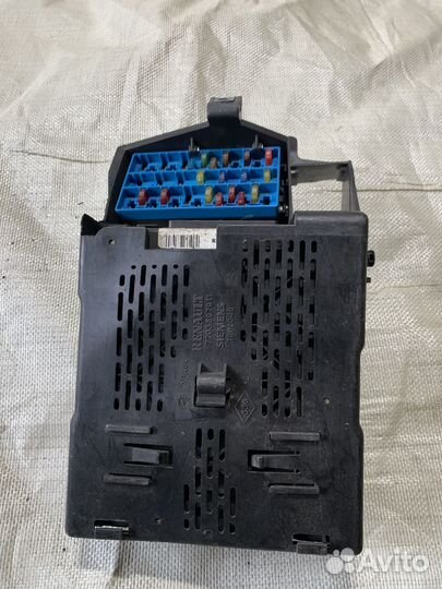 Блок предохранителей renault megane 1