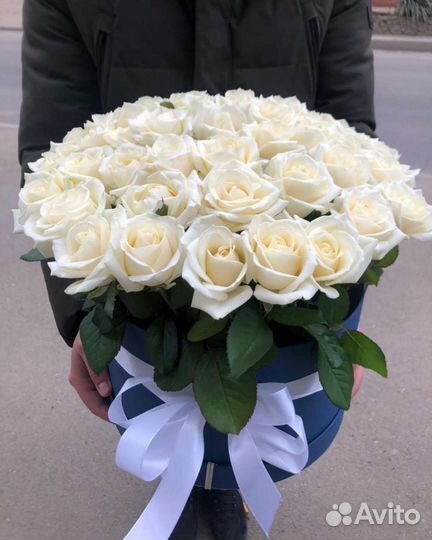 Цилиндр из 51 розы Цветы с доставкой