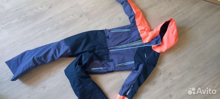 Горнолыжный комбинезон на девочку