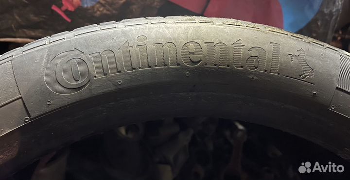 Continental ContiWinterContact TS 860S 295/35 R21 107V