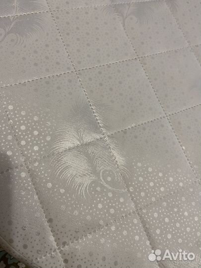 Матрас детский круглый,ни одного катышка,ни зацепа