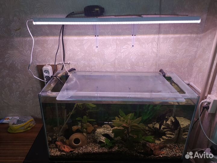 Аквариум на 120 л в отличном рабочем состоянии, со