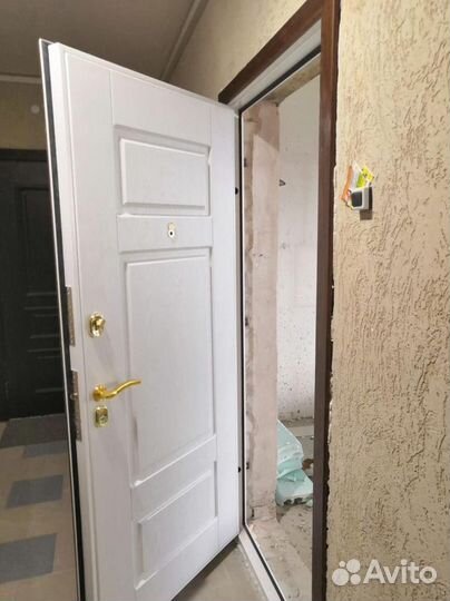 Дверь входная металлическая