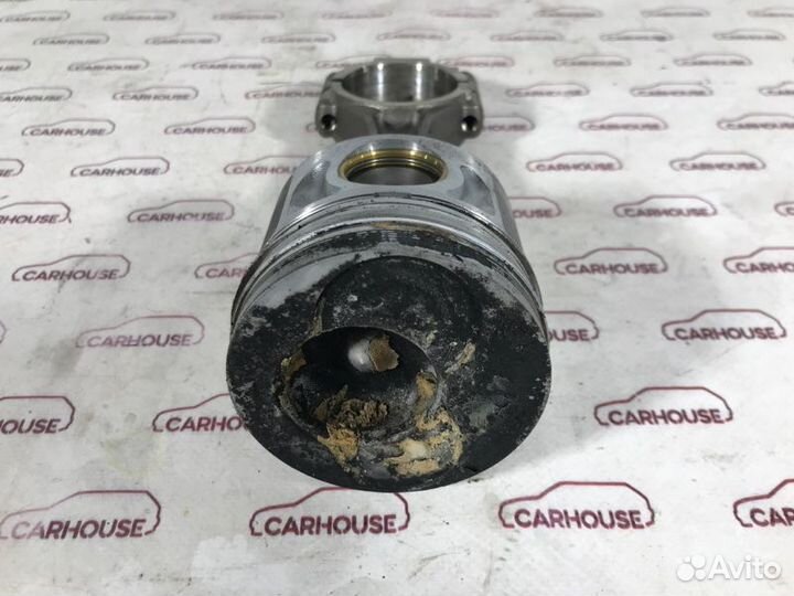 Шатун с поршнем Volkswagen Passat B5 3B2 1.9 AJM