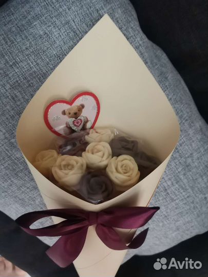 Подарок, актуальный всегда Шоколадные розы