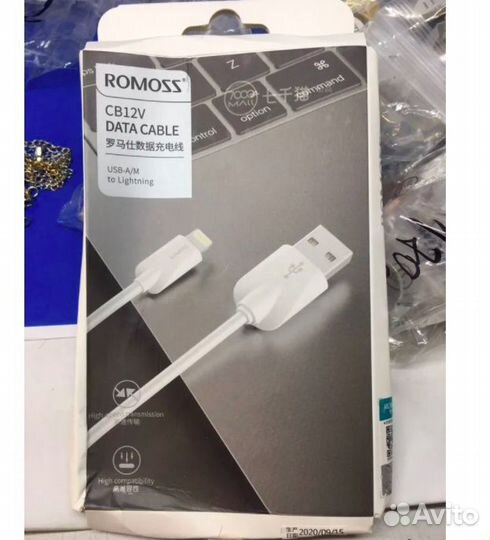 Кабель 105 см Lightning - USB Romoss