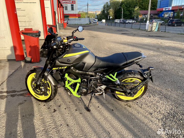 Yamaha MT-09 (FZ-09)