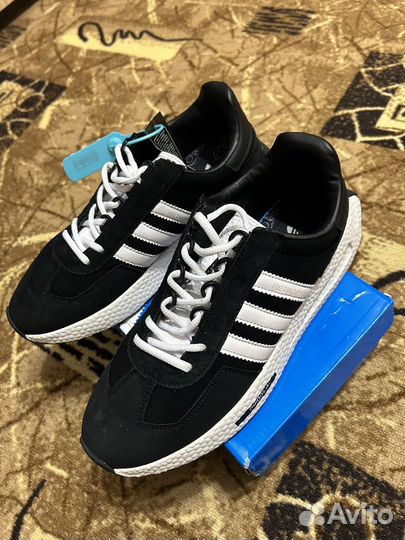 Кроссовки adidas