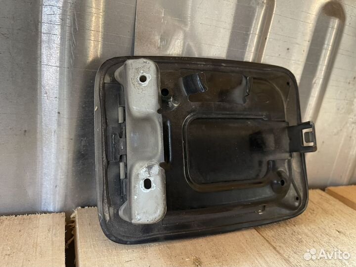 Лючок бензобака киа Соренто 1 BL KIA Sorento BL