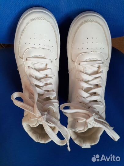 Кроссовки женские высокие 36 размер