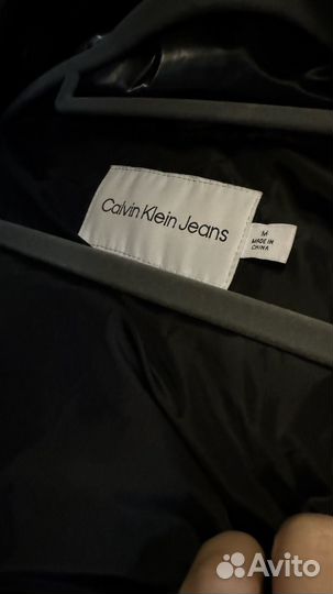 Calvin klein пуховик женский оригинал