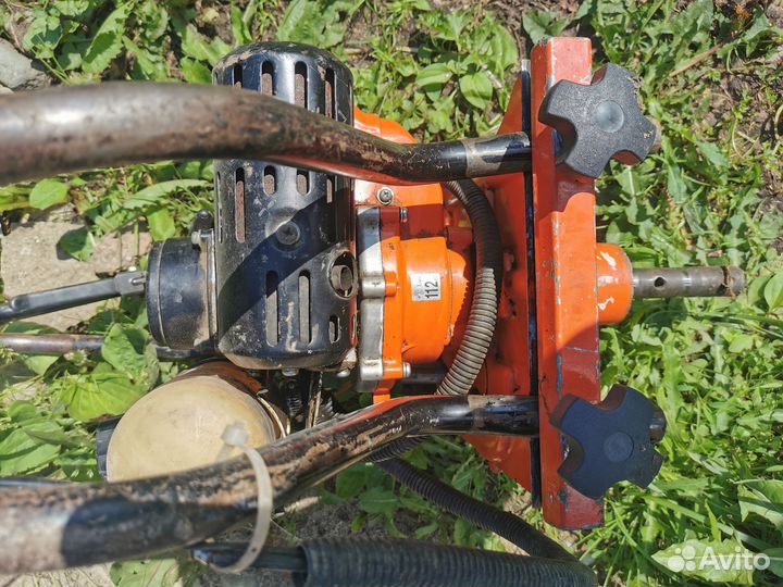 Бензобур hitachi da300e