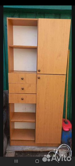 Шкаф