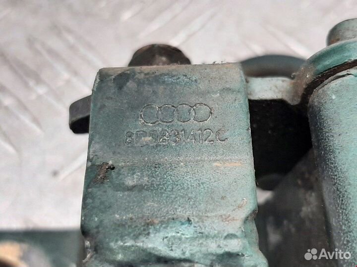 Петля двери передней правой для Audi A4 B5