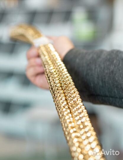 Лента гвозди, декоративный молдинг