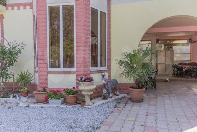 Дом-Гостиница, 385 м²