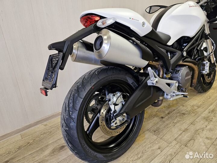 Ducati Monster 696 ABS 2011 10'850 км Из Европы