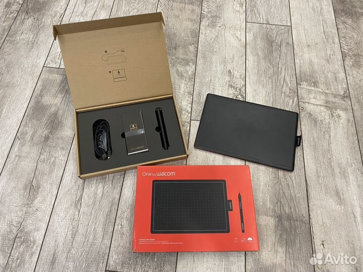 Графический планшет wacom One Medium CTL-672