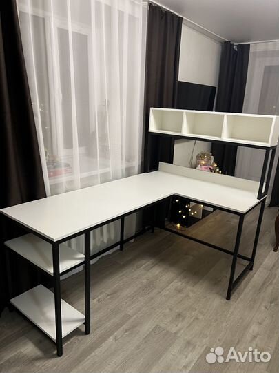 Стол угловой