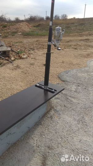 Стойка под лодочный мотор