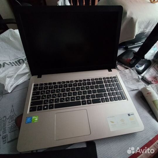 Asus игровой IPS SSD nvidia 920MX gddr5