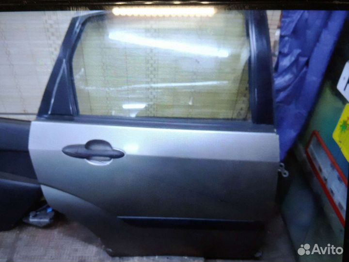 Дверь задняя правая форд фокус1