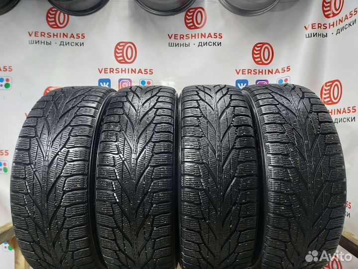 Nokian Tyres Hakkapeliitta R2 215/60 R17