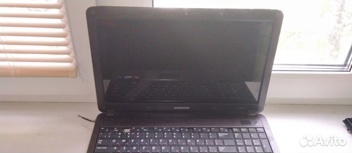 Ноутбук на разбор/запчасти Samsung R540