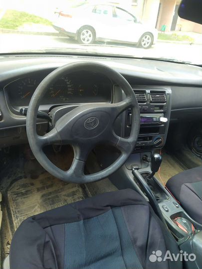 Toyota Carina E, 1997