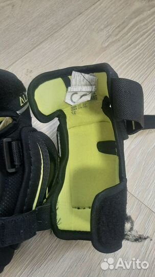 Налокотники хоккейные