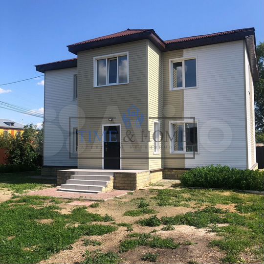 Коттедж 182,7 м² на участке 10 сот.