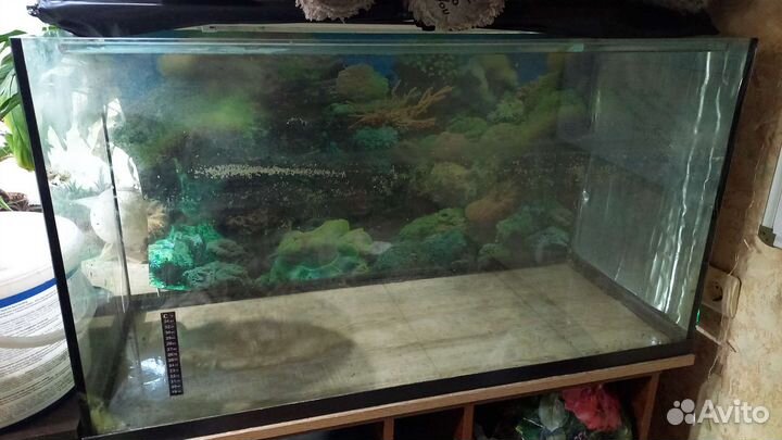 Аквариум с тумбой